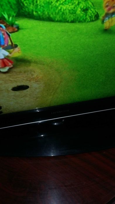 Телевизор жк   82см с пультом