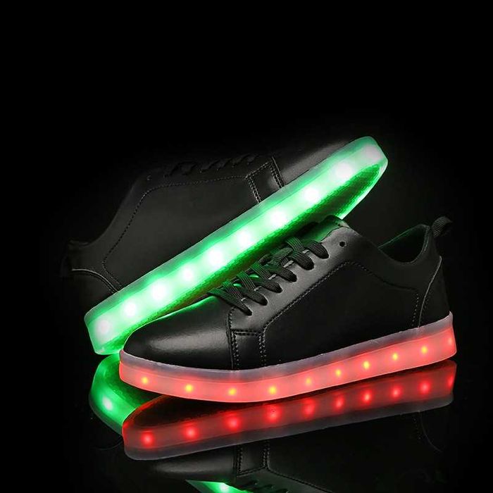 Adidasi cu Luminite / Leduri negri pentru copii