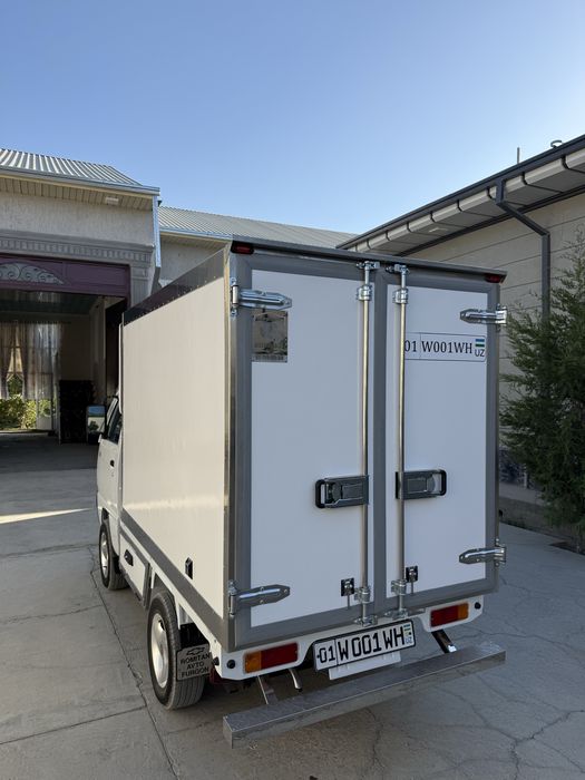 Labo izotermik xaladelnik sotiladi