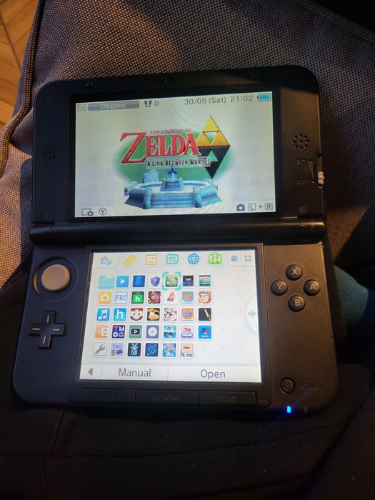 Nintendo 3ds xl със игри