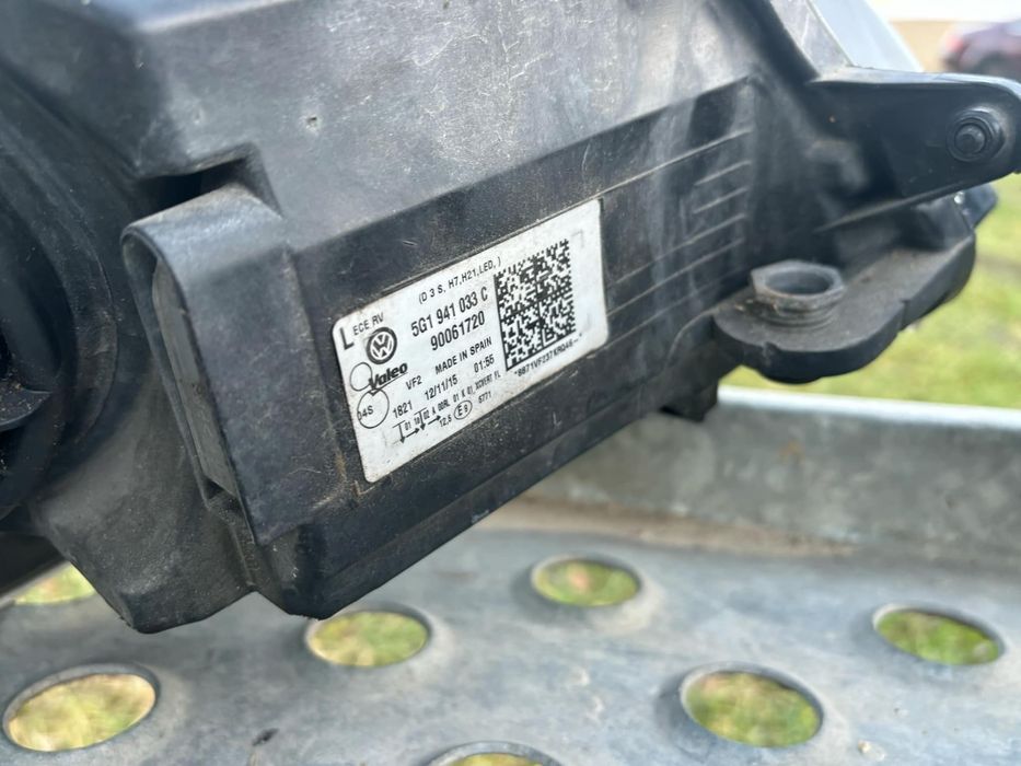 Фарове за VW Golf 7 GTE