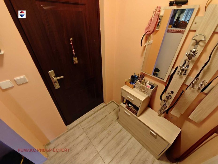 Вила за продажба местност Камусчия