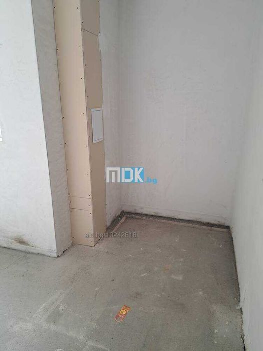 Продава се Двустаен апартамент в Пловдив, Остромила - 93 кв.м за 1173 €/кв.м - Снимка #6