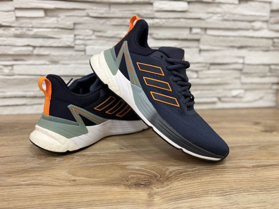 НОВИ Adidas Response super 2.0