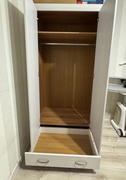 Шкаф для хранения одежды