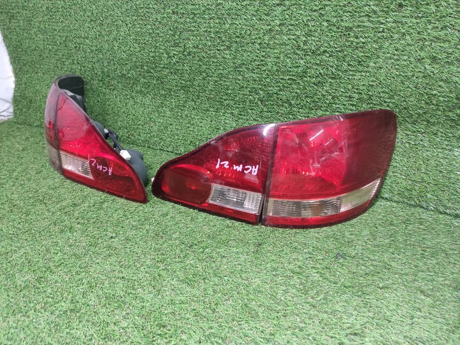 Toyota ipsum фонари