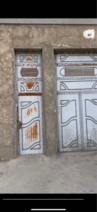 Эшик сотилади б/у, продаётся металлические дверь б/у