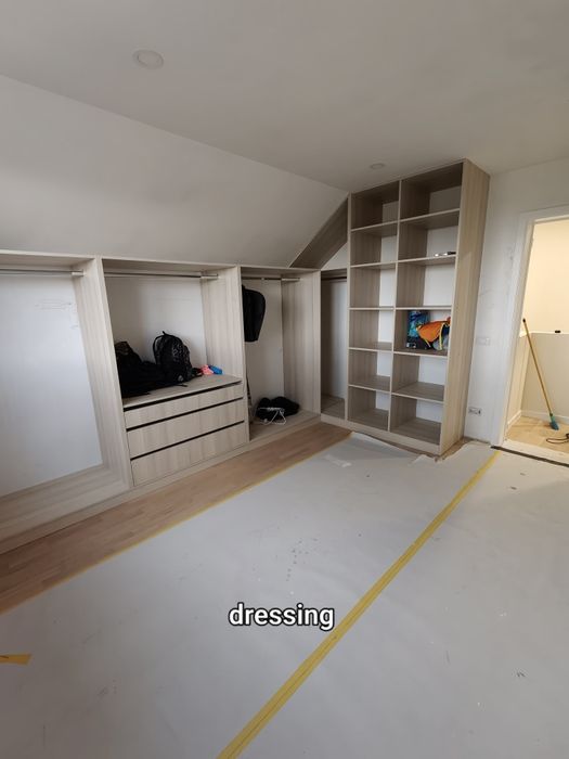 Casa  si jumatate de hectar de pamant in  dumbraveni judetul suceava