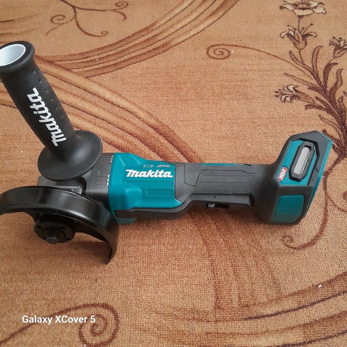 Makita GA013G-40V