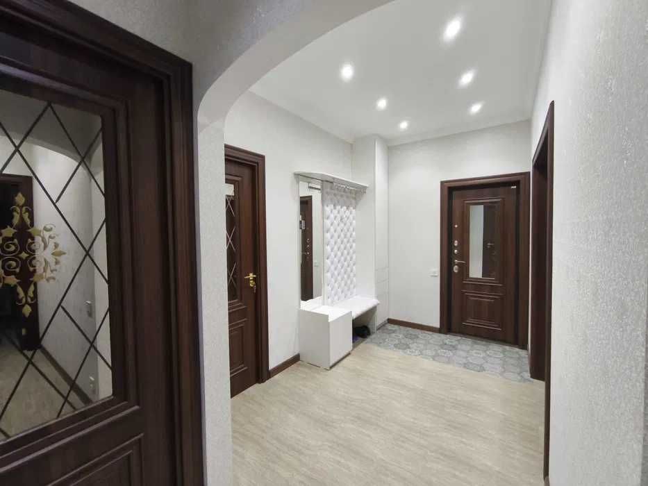 Срочно продаётся!!! 4 ком кв. 2-этаж мебель и техникой ID8