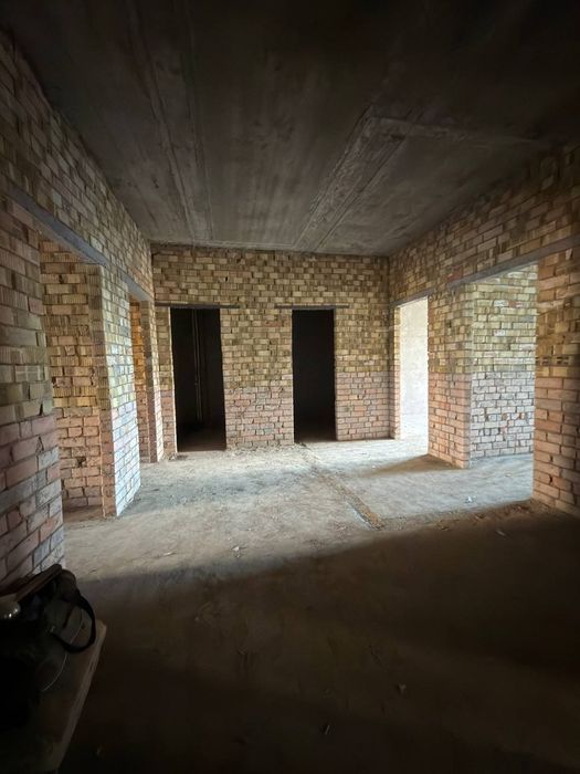 Срочно продаётся 4х-комнатная квартира