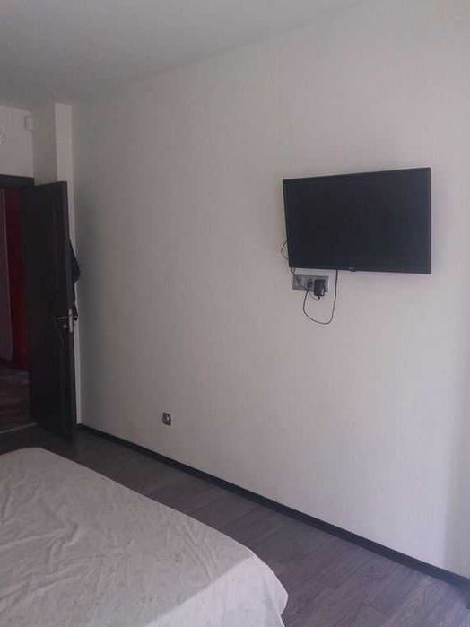 Продава се Двустаен апартамент в София, Борово - 65 кв.м за 1413 €/кв.м - Снимка #2