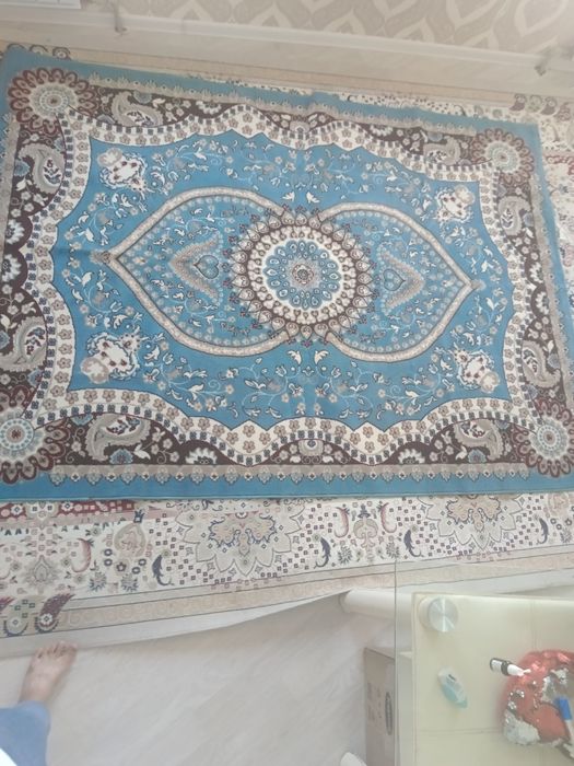 ПродаетсЯ ковер новый