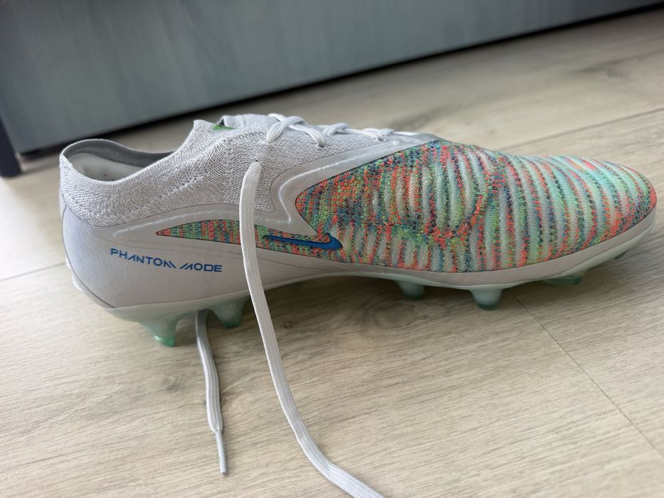 Футболни обувки NIKE PHANTOM 6 LOW ELITE