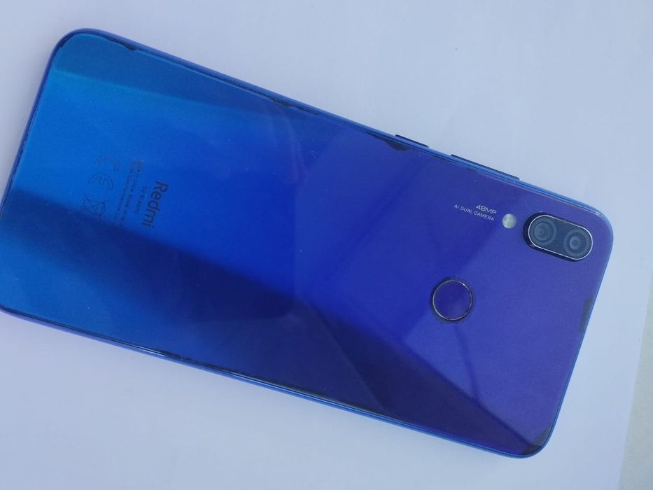 Продам Redmi note 7 4/64