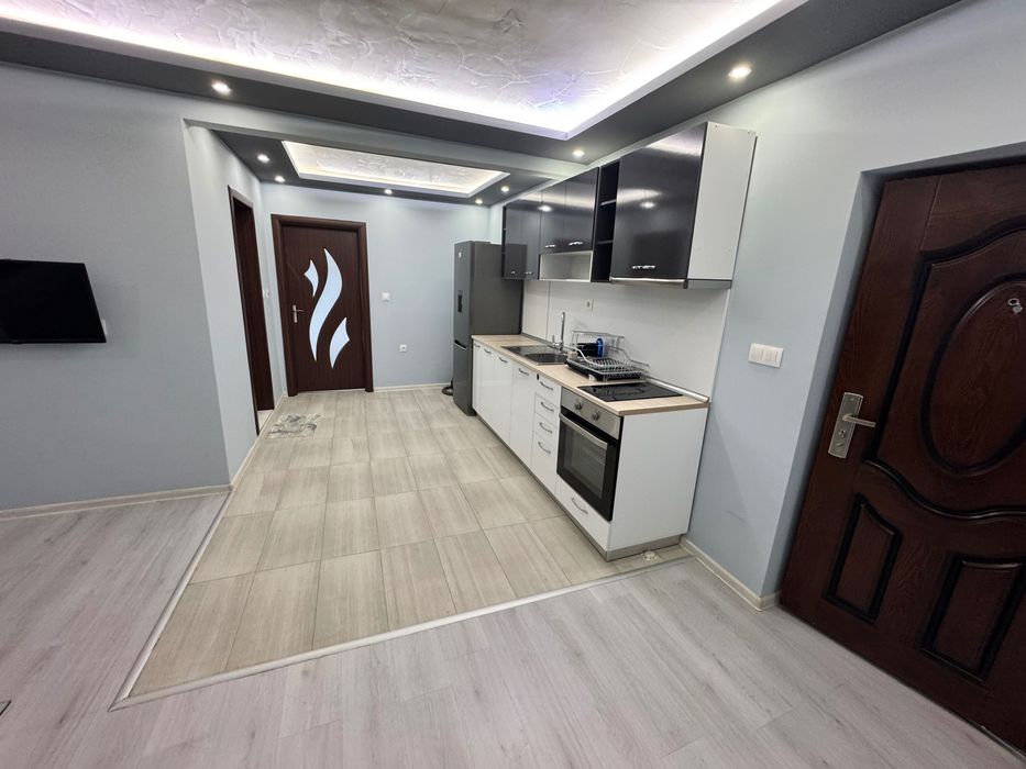 Продава се Двустаен апартамент в Свиленград - 49 кв.м за 1666 €/кв.м - Снимка #1