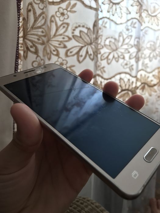 Самсунг телефоны сатылады