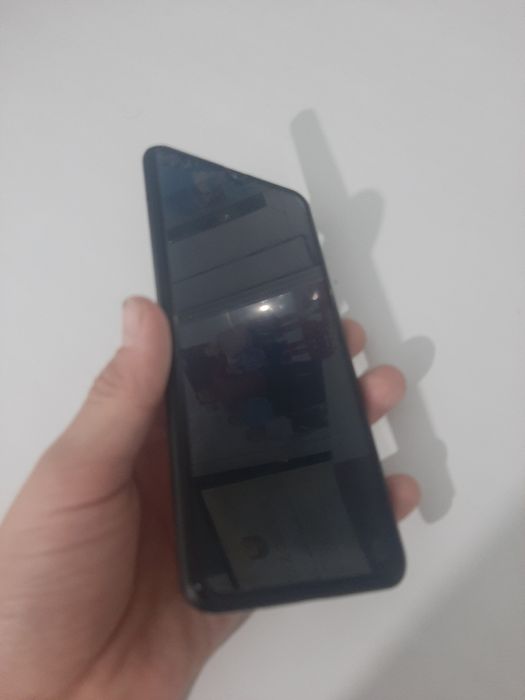 Продам Samsung A20