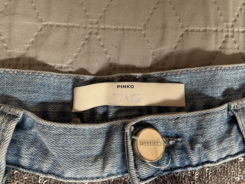 Фирмени къси панталони