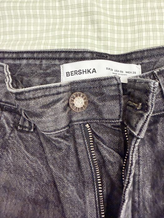 Широкие джинсы bershka