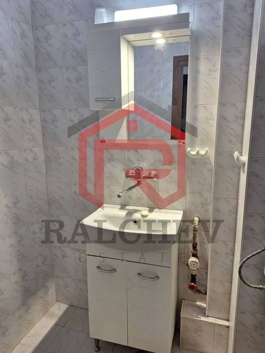 Дава се под наем Едностаен апартамент в Варна, Възраждане 3 - 42 кв.м за 398.82 € - Снимка #9