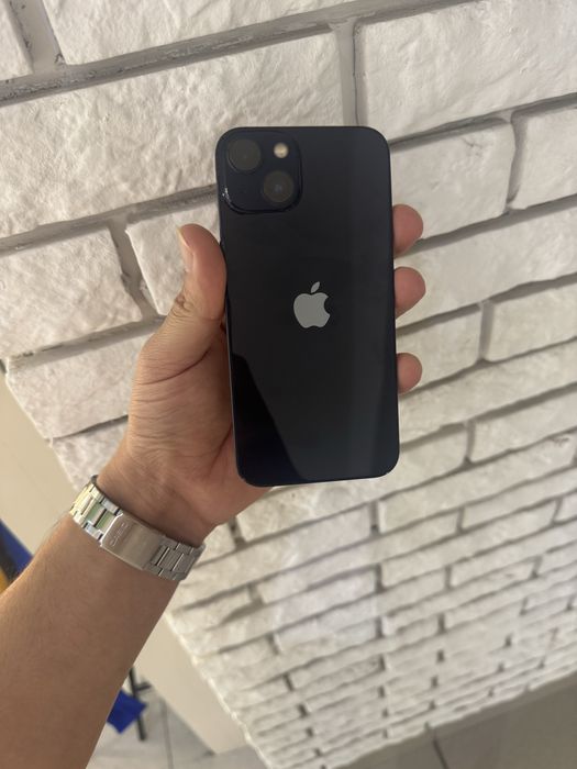 iPhone 13 black 128 gb