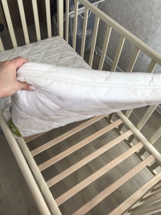 Детская кровать - маятник