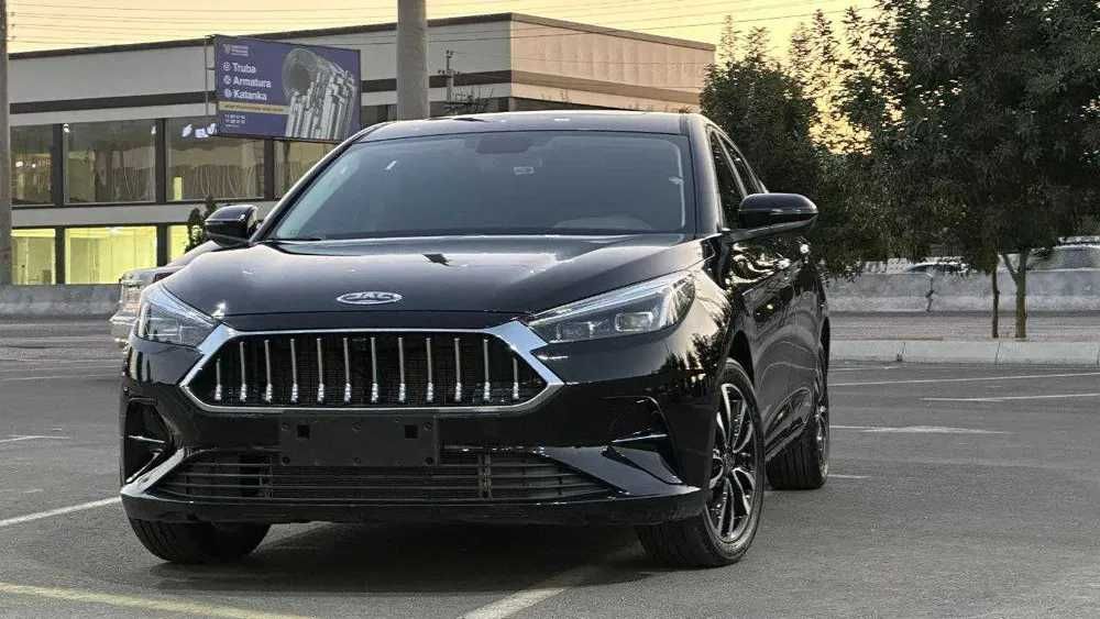 JAC J7 Sedan skidka narxlarda olishga ulgurib qoling