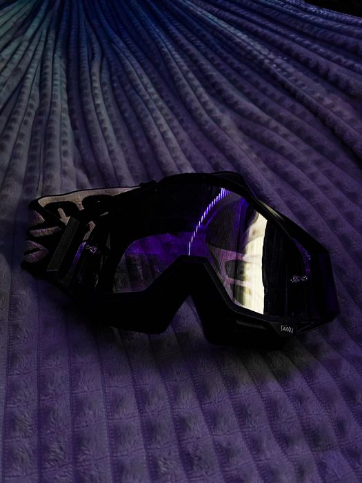 Продам эндуро мото-шлем