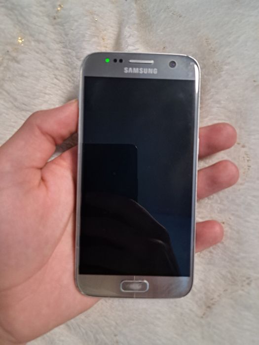 Vând samsung galaxy s7