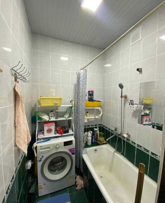 Продается 4х комнатная на м-ве Ттз-1 (Ориентир 210 Школа)