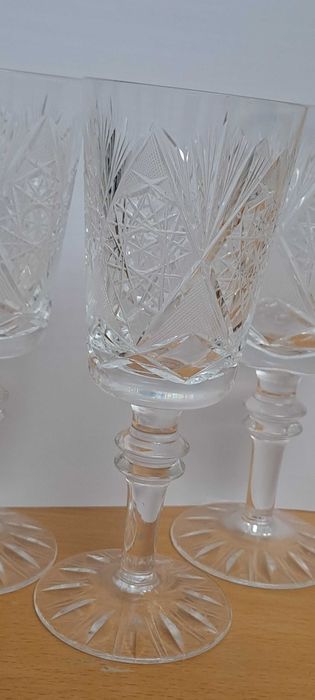 Чаши за вино оловен кристал