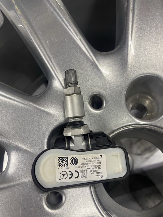 Jante '20 roti iarna Mercedes GL GLE GLS 275/50R20 Pirelli Winter