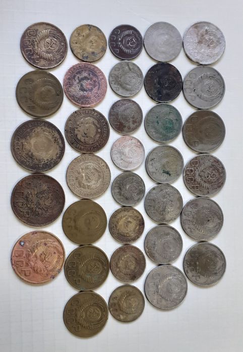 Купюры монеты продам