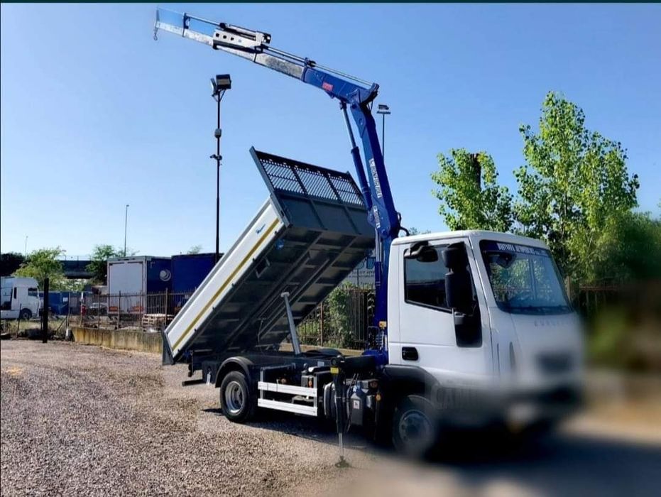 De inchiriat Vola Excavator Buldoexcavator Autobasculante 8x4