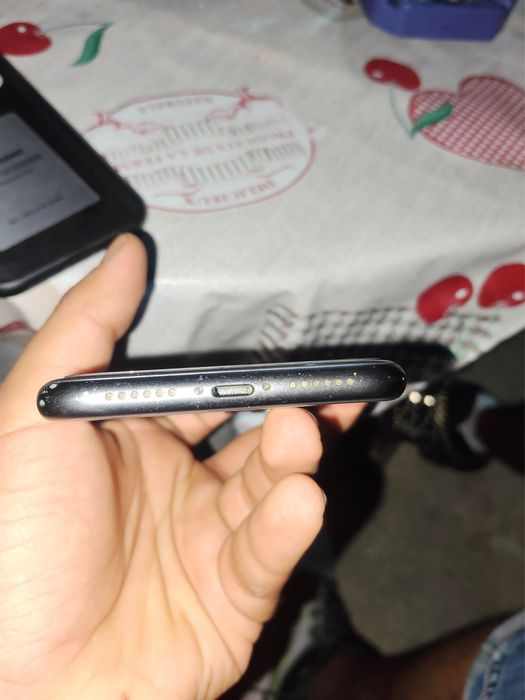 Iphone 11 64gb БАРТЕР
