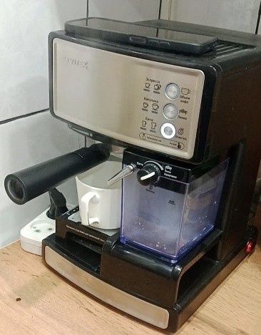 Продаётся кофемашина Витек