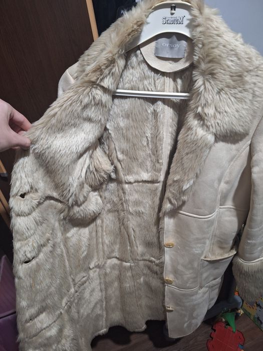 Cojoc dama crem cu blana