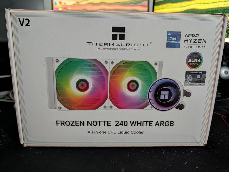 Cooler PC Aio pe aia Thermalright Frozen Notre alb