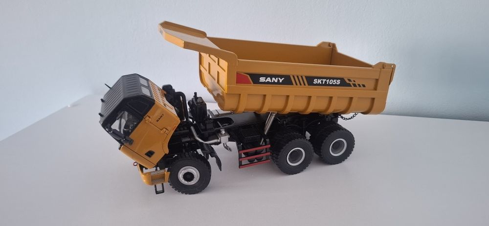 Игрушка-Модель Sany skt 115
