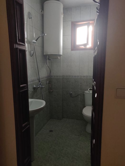 Отдавам под наем