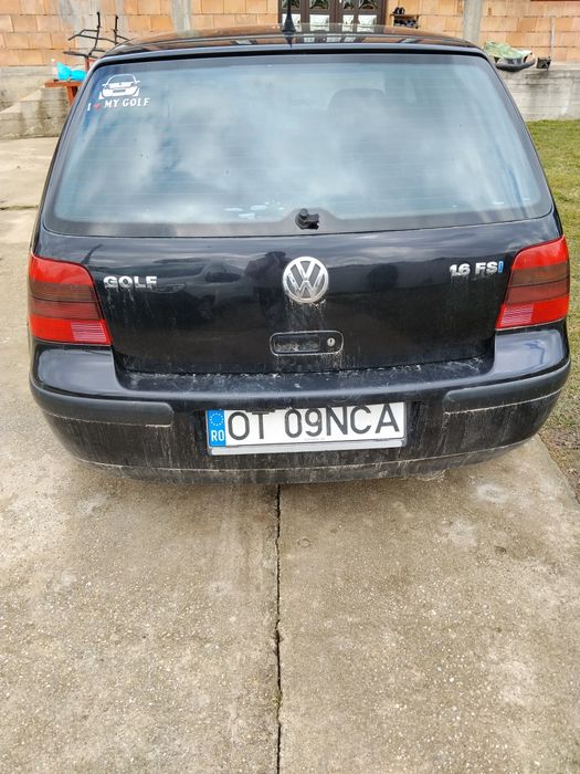 Vând Volskwagen golf 4
