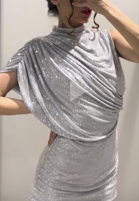 рокля ZARA (официална)