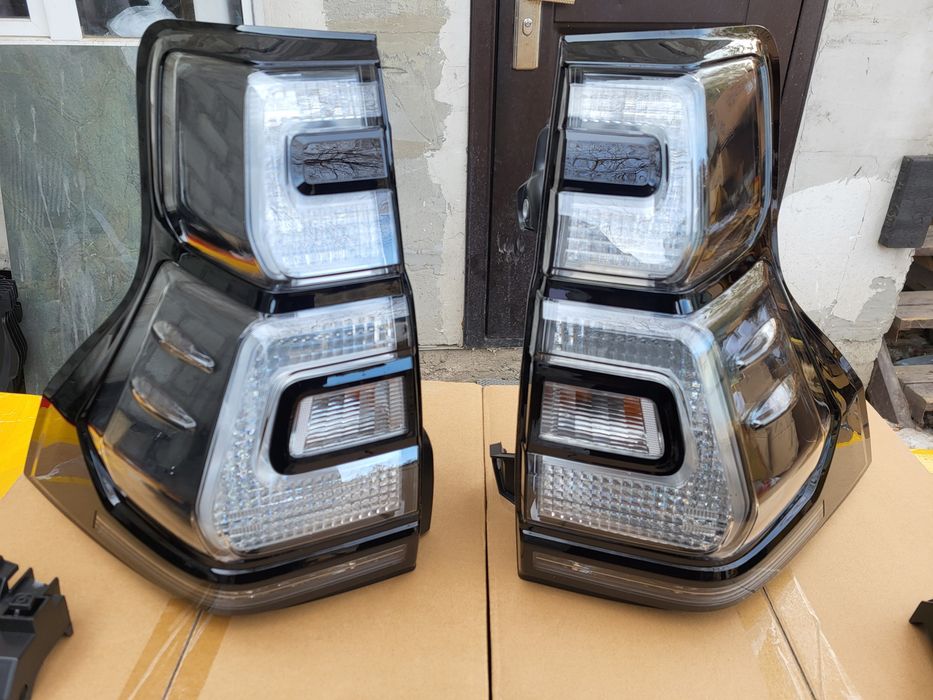 Фонари на Toyota Prado 150