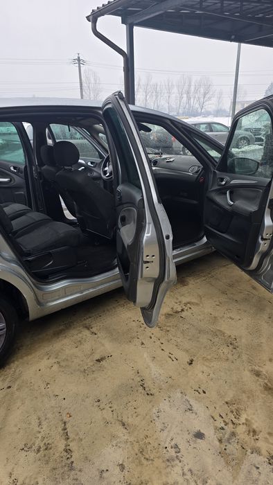 Se vinde ford s max 7 locuri