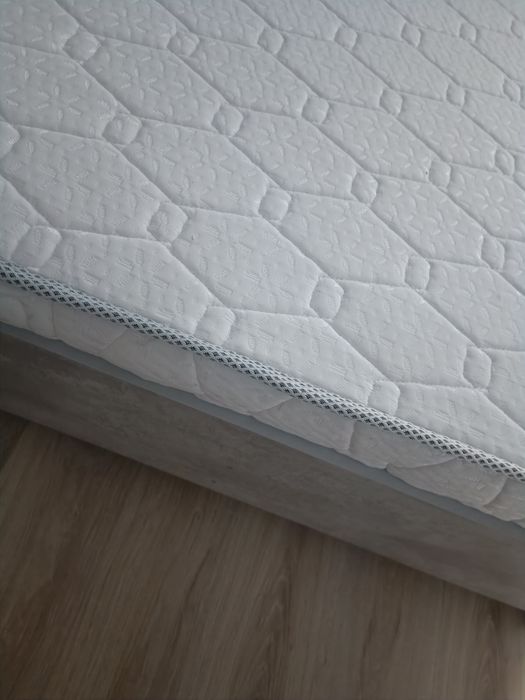 Кровать 2-спальная с ортопед. матрасом