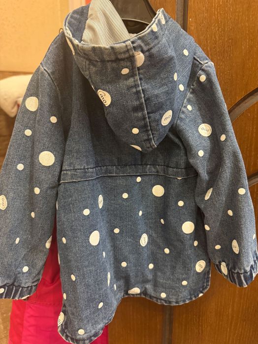 куртки и платья для девочек