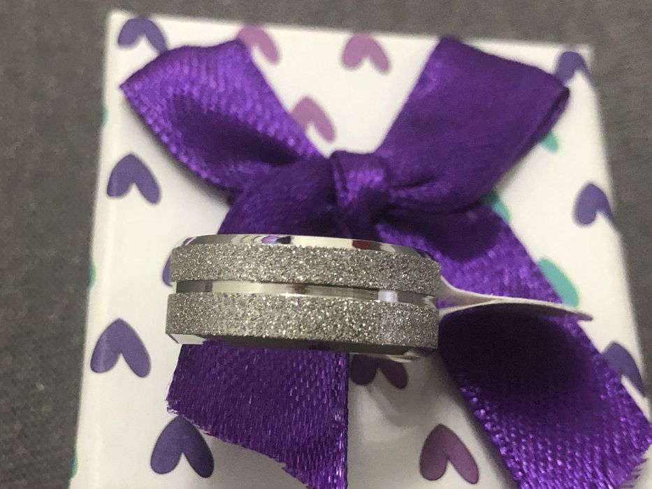 Стоманен пръстен-халка