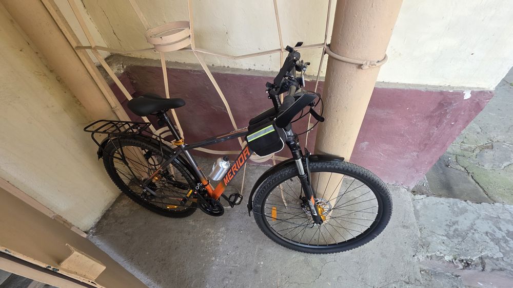 Velosiped yangi srochniyga sotiladi srochniy!