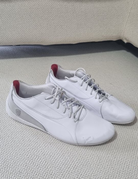 Adidaşi Puma Ferrari